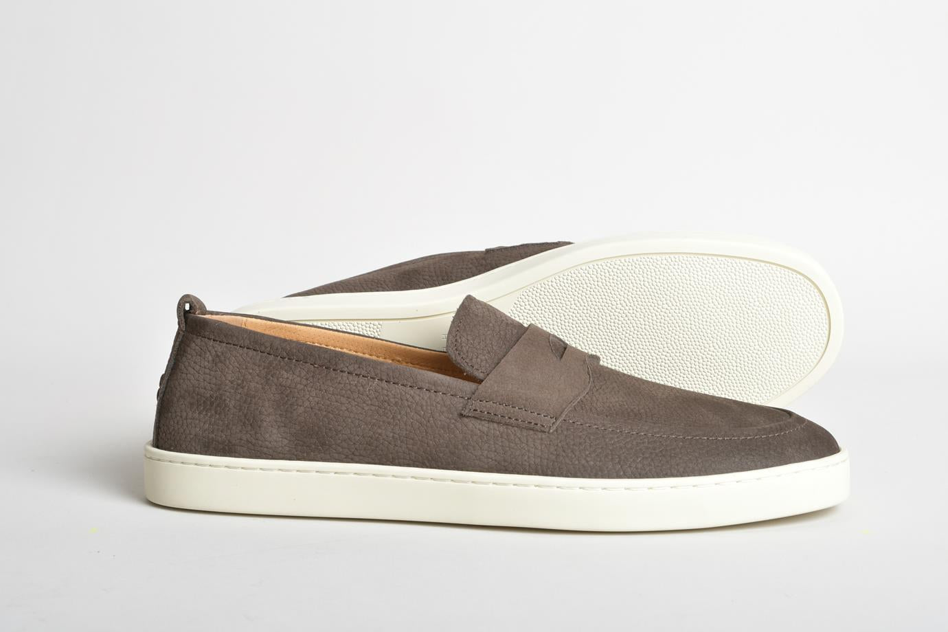 Nubuck loafer