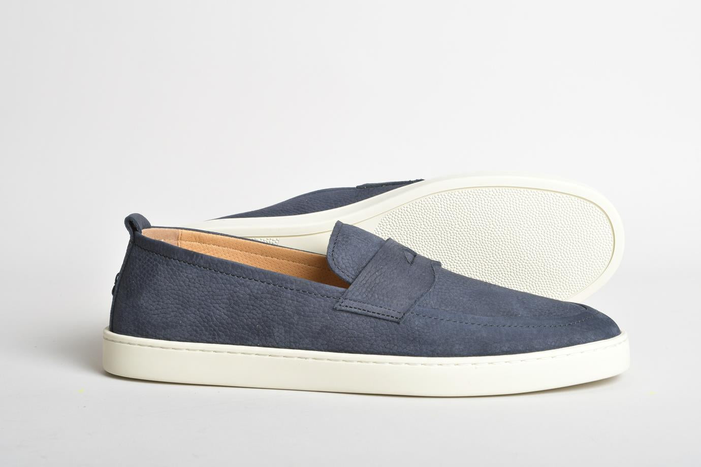Nubuck loafer